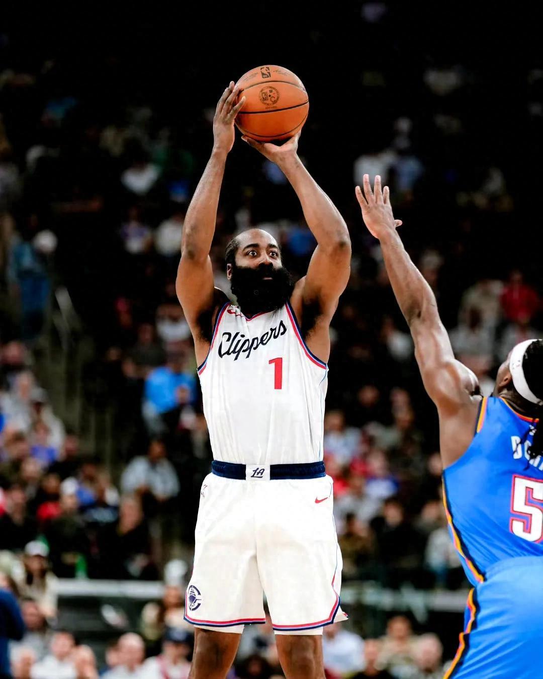 快船横扫森林狼，进军总决赛