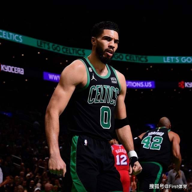 凯尔特人大胜黄蜂,提前锁定东部第四 凯尔特人大胜黄蜂,提前锁定东部第四