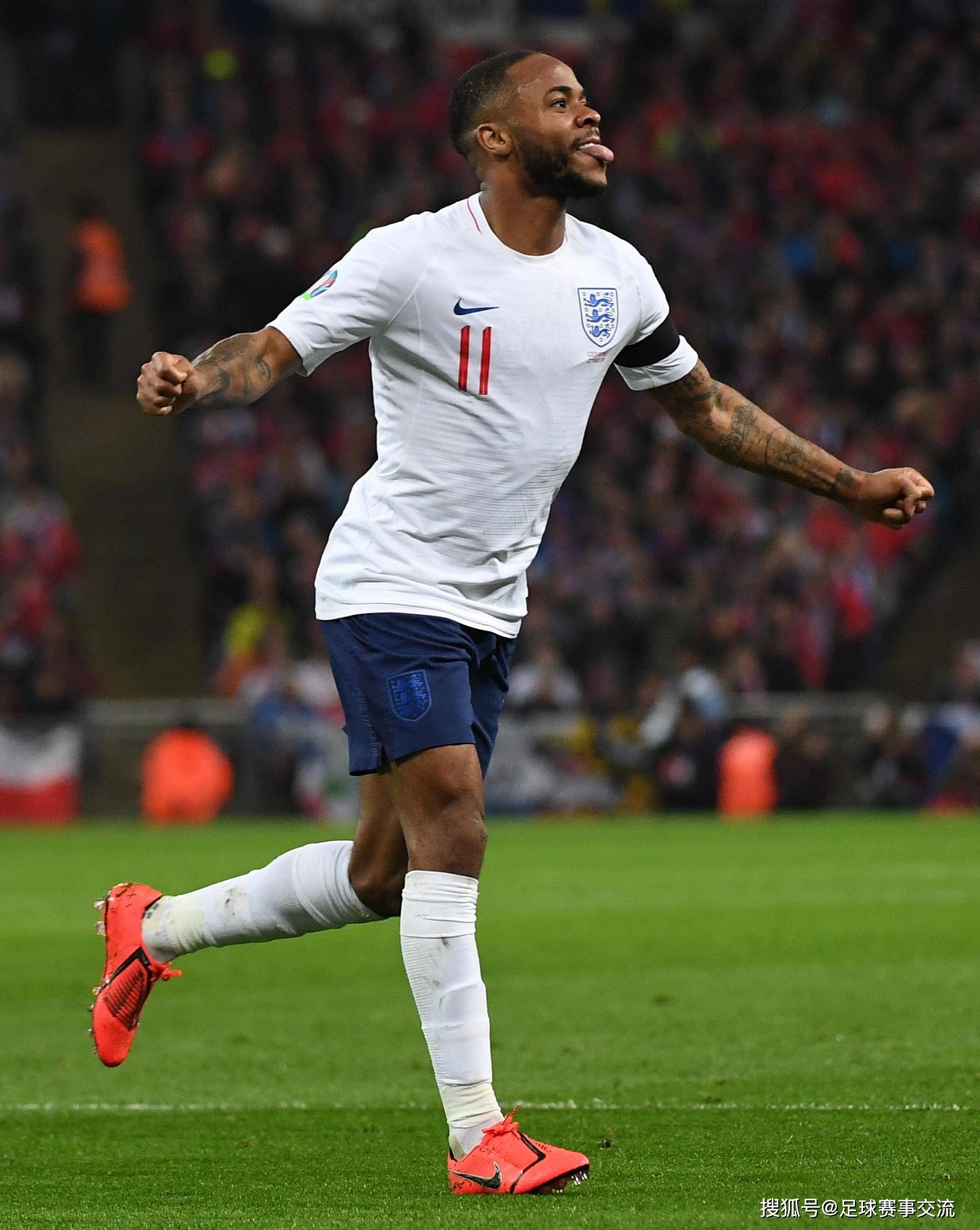 足球明星们在比赛中发挥出色 足球明星们在比赛中发挥出色