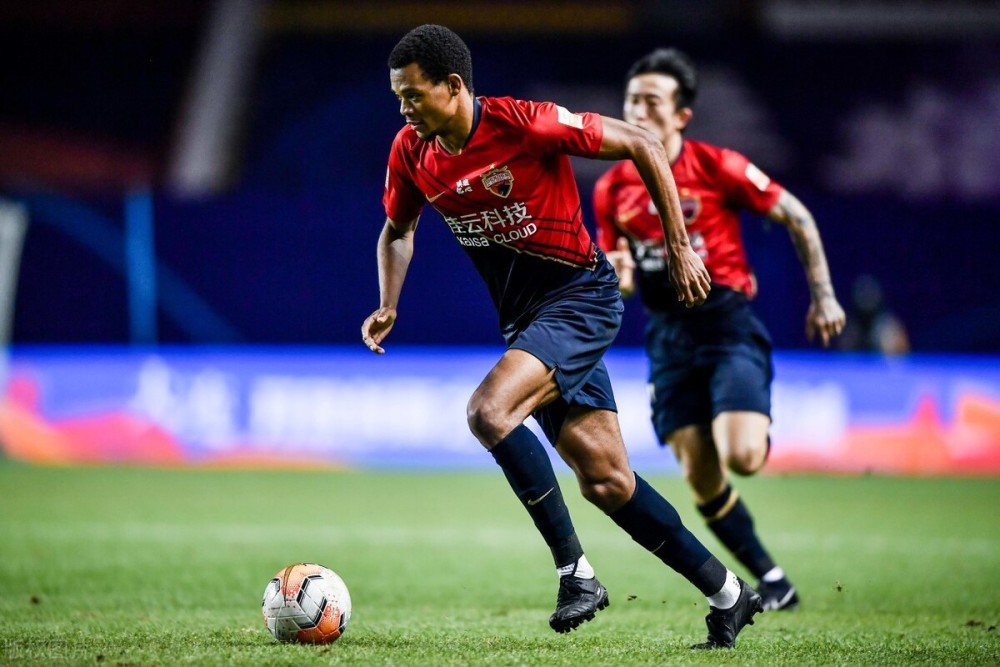 申花险胜富力，积分继续攀升的简单介绍