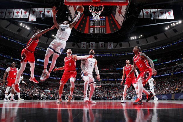 开云体育在线-灰熊力克山西队，武切维奇惊艳四座的简单介绍