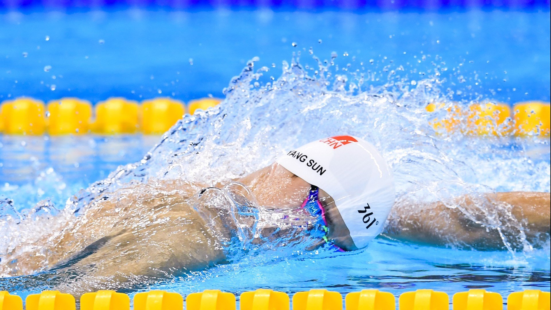 胡金秋如月下绝尘剑，浙江破步行者迎曙光