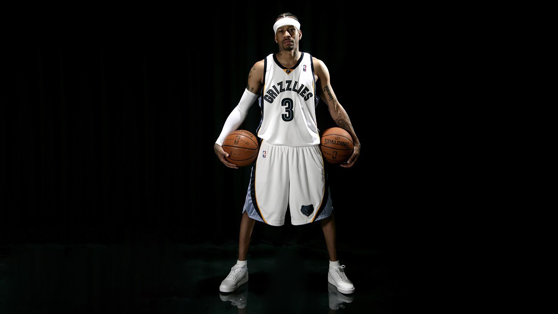 破局,雄鹿攻克赛场,德罗赞攻克人生